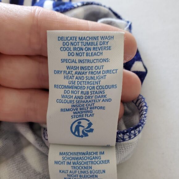 Boden Geometric Print Long Sleeve Shirtdress Button-Down Soft Jersey Sz 4 Preppy - Picture 9 of 9